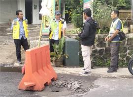 Survey Jalan Propinsi Yang Ambles Di Jatiayu